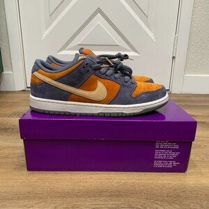 Nike SB Dunk Low Pro "Light Carbon Monarch" - 9.5M - LIGHTLY USED